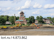 Очистка и ремонт берегоукрепления водоема "Дворцовый" (2013 год). Редакционное фото, фотограф Владимир Князев / Фотобанк Лори