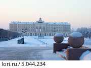 Константиновский дворец зимой. Стрельна. Санкт-Петербург (2012 год). Редакционное фото, фотограф Литвяк Игорь / Фотобанк Лори