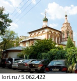 Москва, храм Трёх Святых на Кулишках, Китай-город, 1677 г (2013 год). Редакционное фото, фотограф ИВА Афонская / Фотобанк Лори