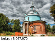 Церковь Иконы Божией Матери Казанская в Богослове,  Щелковский район, Московская область (2011 год). Стоковое фото, фотограф lana1501 / Фотобанк Лори