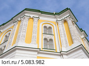Фрагмент архитектуры Оружейной палаты в Московском Кремле (2013 год). Стоковое фото, фотограф Елена Коромыслова / Фотобанк Лори