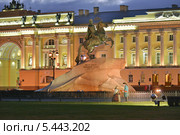 Здание Конституционного суда РФ. Вечерний Санкт-Петербург (2013 год). Стоковое фото, фотограф Александр Алексеев / Фотобанк Лори