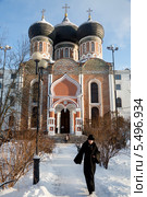 Вид на фасад Собора Покрова Пресвятой Богородицы в Измайлово, Москва (2014 год). Редакционное фото, фотограф Николай Винокуров / Фотобанк Лори