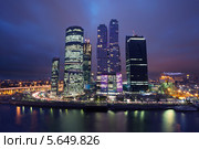 Деловой центр "Москва-Сити", ночной вид (2012 год). Редакционное фото, фотограф Losevsky Pavel / Фотобанк Лори