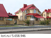 Коттеджи в селе Некрасовское, Сочи (2014 год). Стоковое фото, фотограф Алексей Гусев / Фотобанк Лори