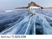 Байкал. Пролив Малое море зимой. Полуостров Кобылья Голова. Стоковое фото, фотограф Виктория Катьянова / Фотобанк Лори