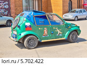 Автоэкзотика. Самодельный автомобиль Олега Старикова «СИМОТ» на базе ВАЗ-11113 «Ока» (2013 год). Редакционное фото, фотограф Владимир Сергеев / Фотобанк Лори