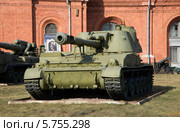 Самоходная артиллерийская установка 2С3 «Акация» в артиллерийском музее. Санкт-Петербург (2014 год). Редакционное фото, фотограф Виктор Карасев / Фотобанк Лори