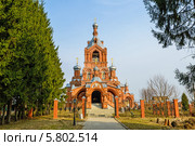 Храм Крестовоздвижения в селе Дарна Истринского района. Стоковое фото, фотограф Володина Ольга / Фотобанк Лори