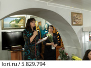 Открытие выставки к юбилею ЗНУИ в Народной галерее, город Москва (2014 год). Редакционное фото, фотограф Дмитрий Неумоин / Фотобанк Лори
