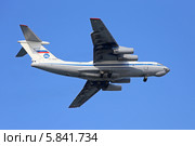 Военно-транспортный самолёт Ил-76 МД в воздухе (бортовой номер RA-76686) (2014 год). Редакционное фото, фотограф Алексей Гусев / Фотобанк Лори