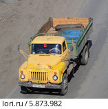 Грузовик ГАЗ-53 везет баллоны (2013 год). Редакционное фото, фотограф Анатолий Матвейчук / Фотобанк Лори