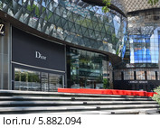 Бутики на Орчард Роуд (Orchard Road) в Сингапуре (2014 год). Редакционное фото, фотограф Светлана Колобова / Фотобанк Лори