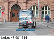 Франкфурт-на-Майне. Уборка улиц (2014 год). Стоковое фото, фотограф Parmenov Pavel / Фотобанк Лори