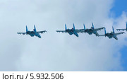 Самолеты-истребители в небе. Стоковое видео, видеограф Игорь Жоров / Фотобанк Лори