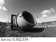 Газоходы котла. Полигон хранения технологического оборудования (2014 год). Редакционное фото, фотограф Валерий Акулич / Фотобанк Лори