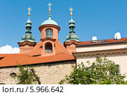 Костел святого Лаврентия (Kostel svateho Vavrince na Petrine). Петршин холм. Прага. Чехия (2014 год). Стоковое фото, фотограф E. O. / Фотобанк Лори