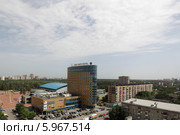 Балашиха, вид на кинотеатр Люксор и современную гостиницу (2014 год). Редакционное фото, фотограф Дмитрий Неумоин / Фотобанк Лори