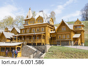 Город Мастеров в Городце на берегу Волги (2014 год). Редакционное фото, фотограф Ален Лагута / Фотобанк Лори