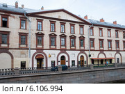 Комплекс Придворного конюшенного ведомства. Служебный корпус. Санкт-Петербург (2014 год). Редакционное фото, фотограф Александр Щепин / Фотобанк Лори