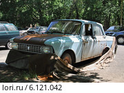 Старый автомобиль Москвич-412 (2012 год). Редакционное фото, фотограф Алёшина Оксана / Фотобанк Лори
