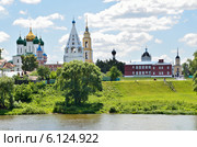 Вид на Коломенский кремль со стороны реки (2014 год). Стоковое фото, фотограф Овчинникова Ирина / Фотобанк Лори