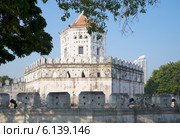 Стены Пхра Сумен форта. Бангкок (2014 год). Стоковое фото, фотограф Виктор Карасев / Фотобанк Лори