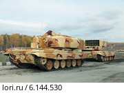 Международная выставка вооружения, военной техники и боеприпасов RAE-2013 г. Нижний Тагил. ТОС-1 "Буратино" - российская тяжелая огнеметная система залпового огня и транспортно-заряжающая машина на базе танка Т-72. Редакционное фото, фотограф Игорь Долгов / Фотобанк Лори