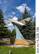 Городское поселение "Посёлок Воротынск". Самолёт-памятник МиГ-17 (2014 год). Редакционное фото, фотограф Сергей Лаврентьев / Фотобанк Лори