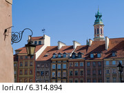 Tenement houses in Old Town. Редакционное фото, агентство BE&W Photo / Фотобанк Лори