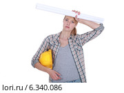 Overworked tradeswoman. Стоковое фото, фотограф Phovoir Images / Фотобанк Лори