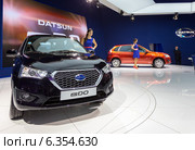 Datsun mi-DO. Московский международный автомобильный салон 2014. Редакционное фото, фотограф Сергей Лаврентьев / Фотобанк Лори