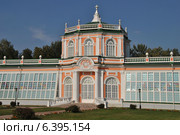 Большая каменная оранжерея в усадьбе Кусково (2014 год). Редакционное фото, фотограф lana1501 / Фотобанк Лори