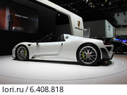 Porsche 918 spyder. Московский международный автосалон 2014. Редакционное фото, фотограф Владимир Тучин / Фотобанк Лори