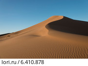 Erg Chegaga Dunes in Sahara Desert, Souss-Massa-Draa, Morocco. Стоковое фото, агентство Ingram Publishing / Фотобанк Лори