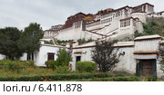Facade of the Potala Palace, Lhasa, Tibet, China (2012 год). Стоковое фото, агентство Ingram Publishing / Фотобанк Лори
