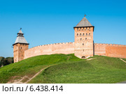 Дворцовая и Спасская башни Новгородского кремля (2014 год). Стоковое фото, фотограф Антон Каменский / Фотобанк Лори