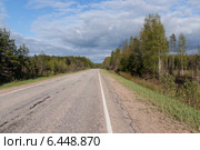 Двухполосная автомобильная дорога (2009 год). Стоковое фото, фотограф Александр Антонников / Фотобанк Лори