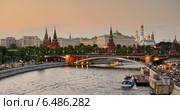 Вечерний Московский Кремль (2012 год). Редакционное фото, фотограф Алексей Голованов / Фотобанк Лори
