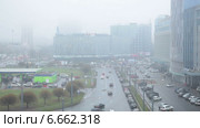 Традиционная дождливая погода с дождем в Санкт-Петербурге. Площадь Конституции (2014 год). Редакционное видео, видеограф Кекяляйнен Андрей / Фотобанк Лори