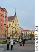 Санкт-Петербург, М. Конюшенная улица осенью (2014 год). Редакционное фото, фотограф Овчинникова Ирина / Фотобанк Лори
