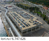 Многоэтажная автостоянка в Барселоне (2014 год). Стоковое фото, фотограф Шевцова Анна / Фотобанк Лори