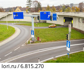 austria, linz, urban motorway. Стоковое фото, фотограф Erwin Wodicka / Фотобанк Лори