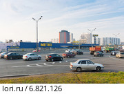 Магазин "Metro Cash & Carry" на МКАДе (104-й км, 6) (2014 год). Редакционное фото, фотограф Зобков Юрий / Фотобанк Лори