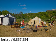 Военно-исторический фестиваль "Суздаль стародавний". Бивуак (2014 год). Редакционное фото, фотограф Макаров Алексей / Фотобанк Лори