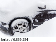 snowed car. Стоковое фото, фотограф Erwin Wodicka / Фотобанк Лори