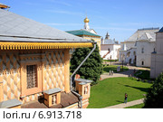В Ростовском кремле (2014 год). Редакционное фото, фотограф Яна Королёва / Фотобанк Лори