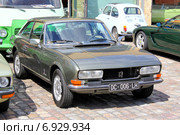 Peugeot 504 Coupe (2014 год). Редакционное фото, фотограф Art Konovalov / Фотобанк Лори