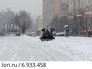 Балашиха, снегоуборочная техника на улице города (2014 год). Редакционное фото, фотограф Дмитрий Неумоин / Фотобанк Лори