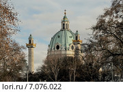 Карлскирхе (нем. Wiener Karlskirche). Вена. Австрия (2014 год). Стоковое фото, фотограф stargal / Фотобанк Лори